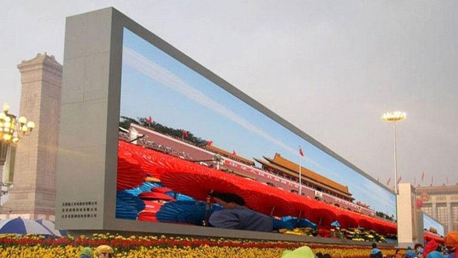 盤點那些年曾存留在腦海里的經(jīng)典戶外LED廣告屏 4.jpg