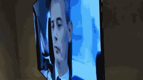 LG黑科技：雙面OLED屏.gif
