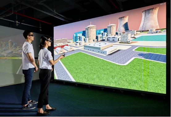 聯建光電與VR “VR+教育”現場演示.jpg