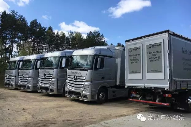 德國黑科技？卡車上裝塊電子紙顯示屏 3.webp.jpg