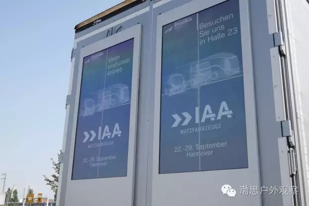 德國黑科技？卡車上裝塊電子紙顯示屏 4.webp.jpg