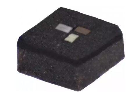 科銳推出C1010高密度顯示器件 超黑無側漏光.jpg
