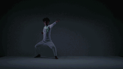 日本*新實時追蹤投影互動來襲 1.gif