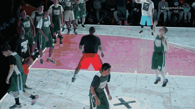 耐克的“變焦之城”比全明星還瘋狂 1.gif