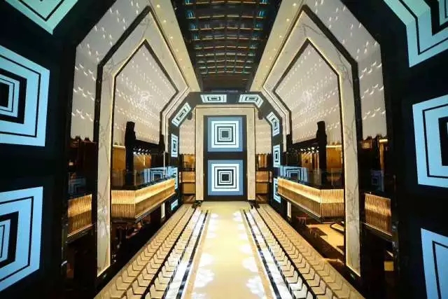 利亞德為超五星酒店打造全球面積超大室內異形屏 5.webp.jpg