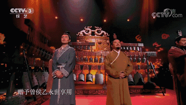 大氣磅礴的舞美視覺 11.gif