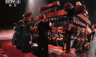 大氣磅礴的舞美視覺 19.gif