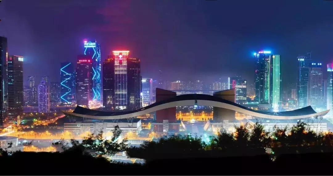 深圳40周年“燈光秀”刷爆朋友圈 4.webp.jpg