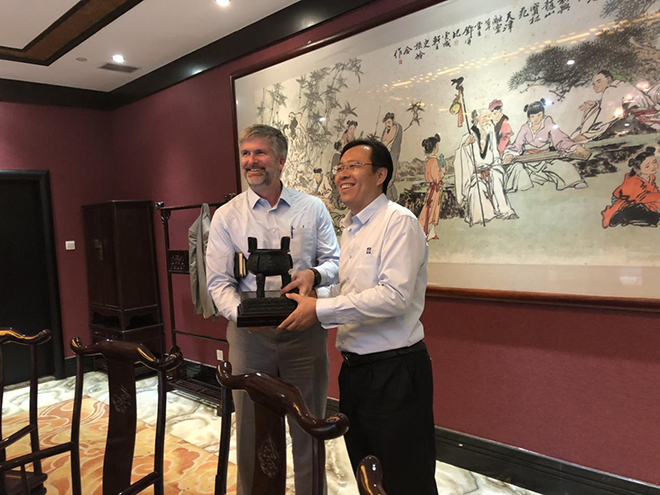 美國達科與國星RGB事業部達成深度合作意向 3.png