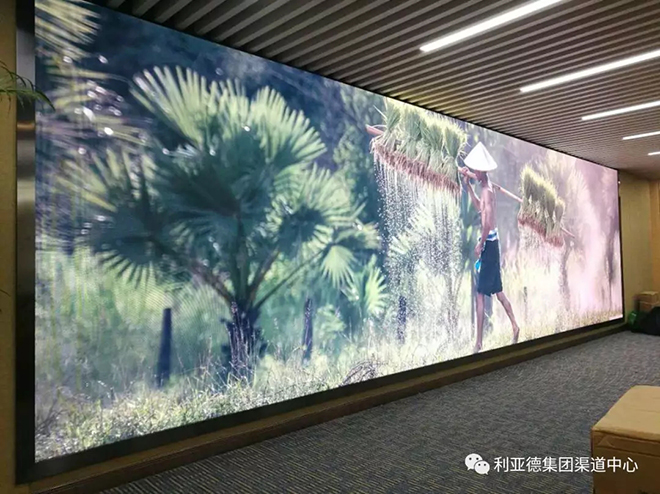 高端小間距，卓越顯非凡 13.webp.jpg